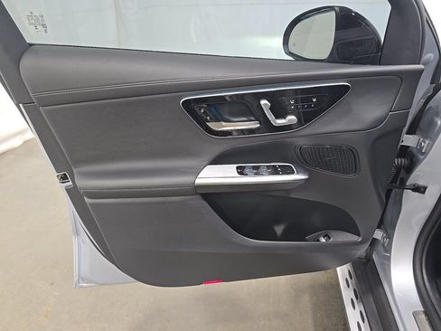 Used 2024 Mercedes-Benz GLC 300 w/ AMG Line image 9