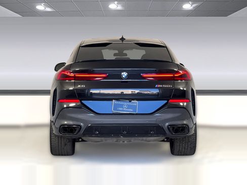 Used 2023 BMW X6 M50i w/ Parking Assistance Package image 9