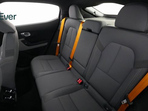 Used 2023 Polestar Polestar 2 w/ Pilot Pack image 10