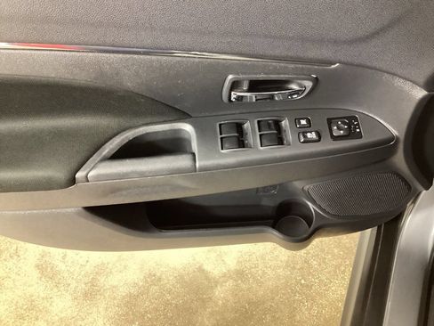 Used 2025 Mitsubishi Outlander Sport ES AWD/4WD image 11