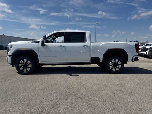 New 2026 GMC Sierra 2500 Denali w/ Denali Reserve Package AWD/4WD image 3