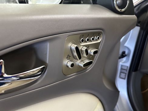 Used 2011 Jaguar XK Convertible image 43