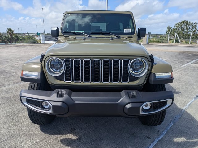 New 2026 Jeep Wrangler Unlimited Sahara AWD/4WD image 9