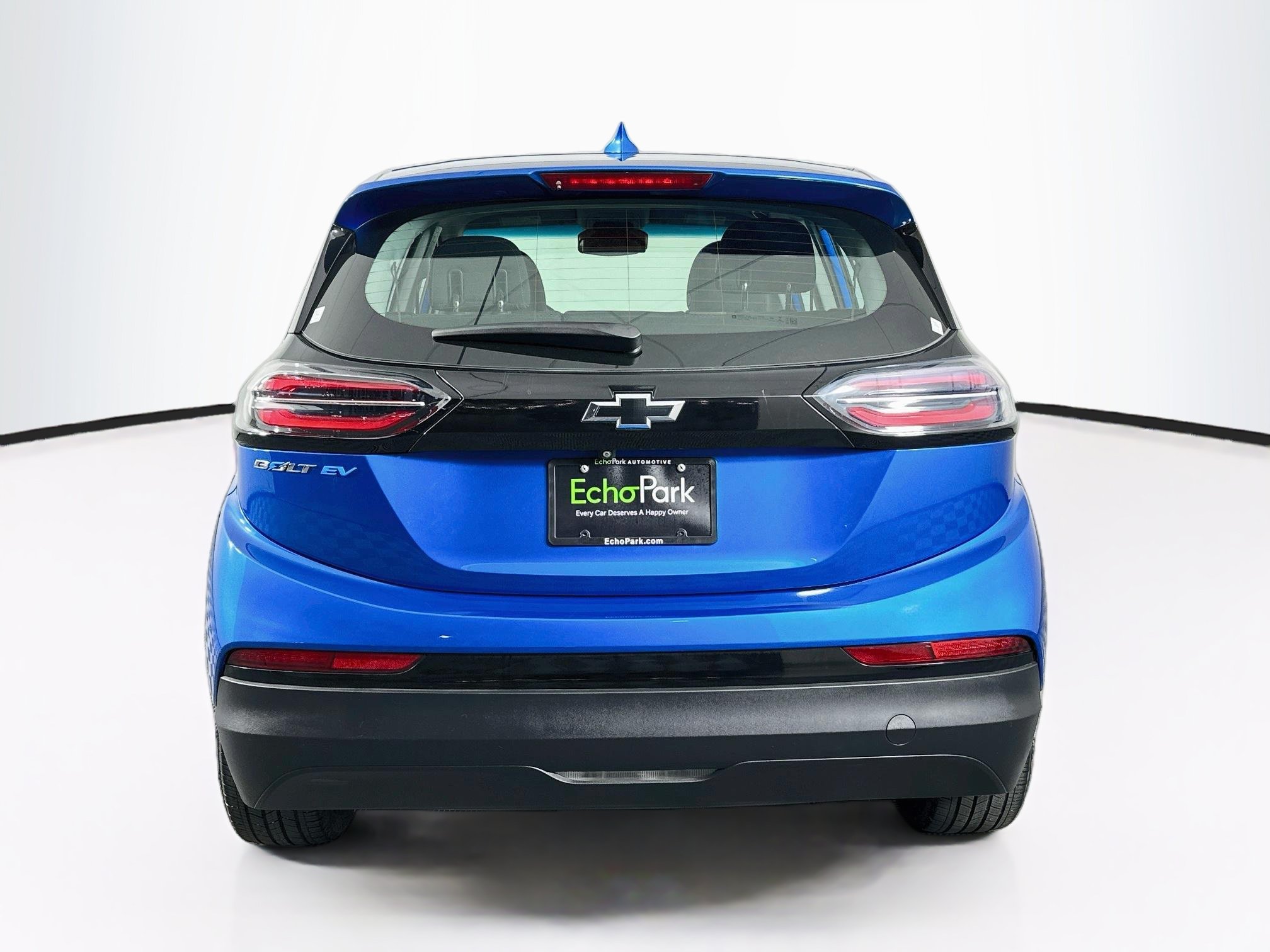 Used 2022 Chevrolet Bolt LT FWD image 7