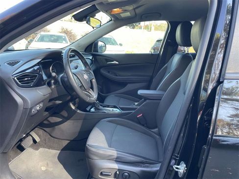 Used 2022 Buick Encore GX Select image 16