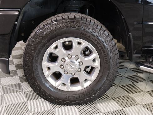 Used 2023 RAM 2500 Laramie AWD/4WD image 18