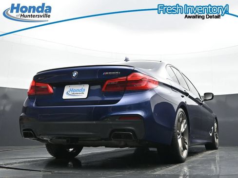 Used 2020 BMW M550i xDrive w/ Dynamic Handling Package AWD/4WD image 32