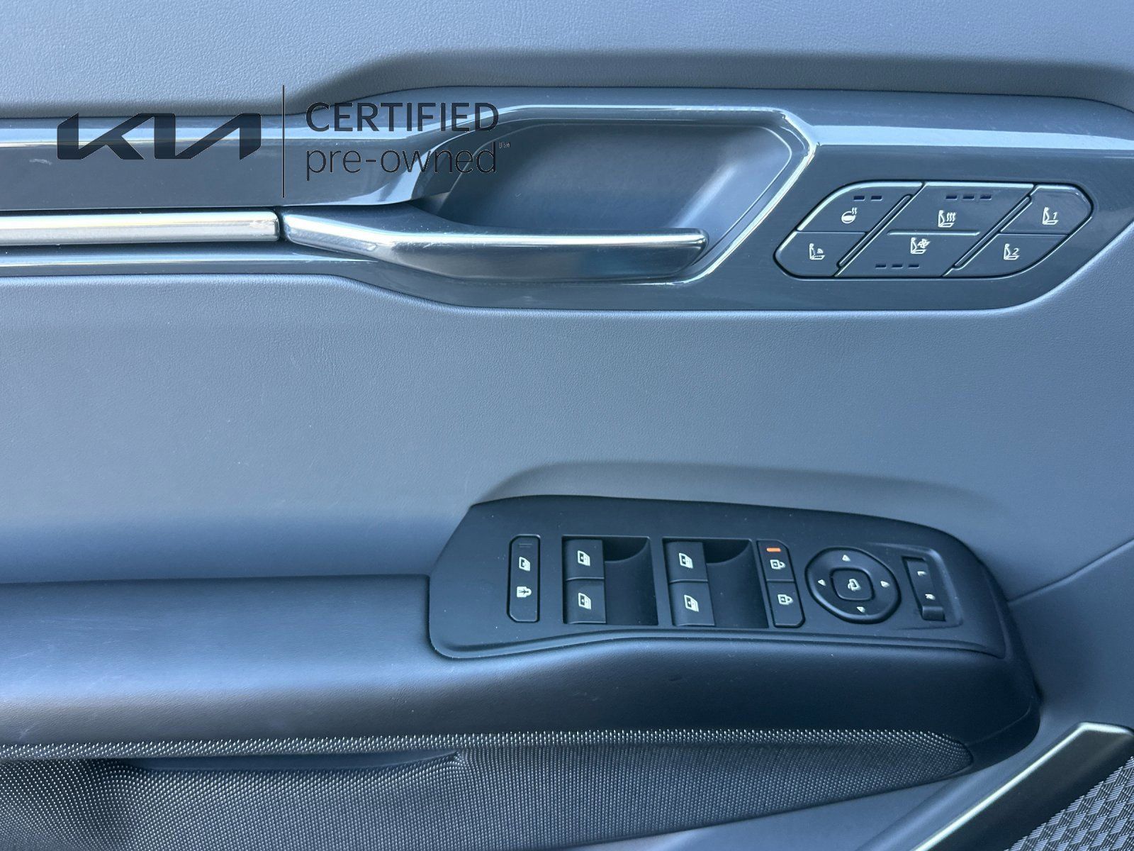 Certified 2024 Kia EV9 GT-Line AWD/4WD image 12