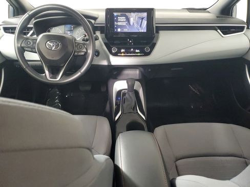 Used 2025 Toyota Corolla SE image 14