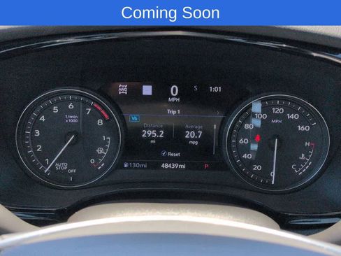 Used 2024 Cadillac XT5 Premium Luxury w/ Technology Package AWD/4WD image 33