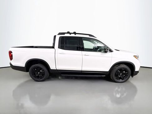 New 2026 Honda Ridgeline Black Edition image 8
