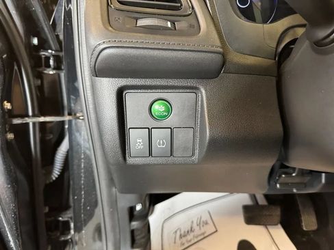 Used 2021 Honda HR-V LX image 18