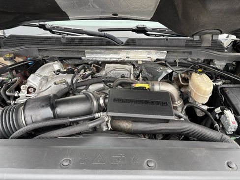 Used 2018 GMC Sierra 2500 Denali image 34