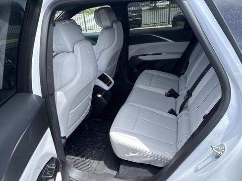 New 2026 Cadillac Lyriq Sport w/ LPO, Floor Liner Package AWD/4WD image 9