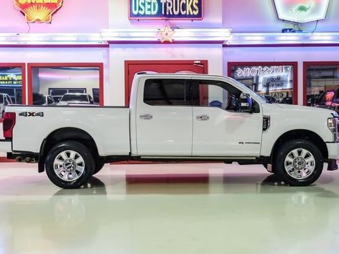 Used 2021 Ford F350 Platinum image 8