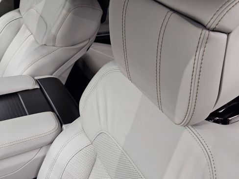 New 2026 Jeep Grand Wagoneer Summit w/ Rear Seat Video Group I image 26