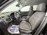 Used 2019 Chevrolet Equinox LT w/ Driver Convenience Package image 4