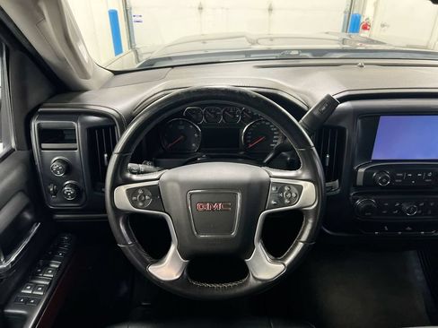 Used 2015 GMC Sierra 1500 SLE w/ SLE Value Package AWD/4WD image 11
