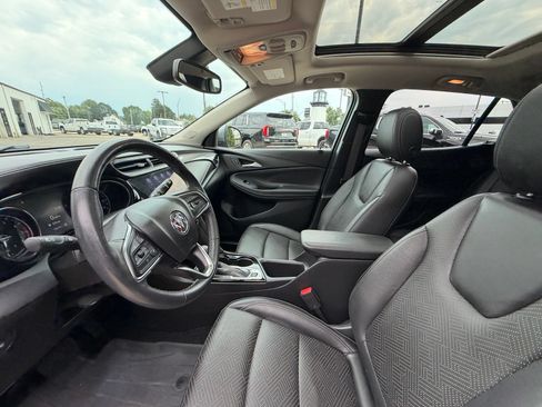 Used 2021 Buick Encore GX Essence w/ Experience Buick Package AWD/4WD image 4
