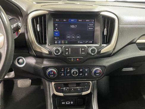 Used 2023 GMC Terrain Denali w/ Denali Premium Package AWD/4WD image 19