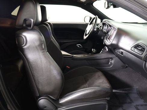 Used 2021 Dodge Challenger GT w/ Plus Package image 27