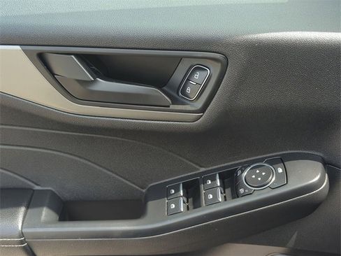 Used 2024 Ford Escape Active image 13