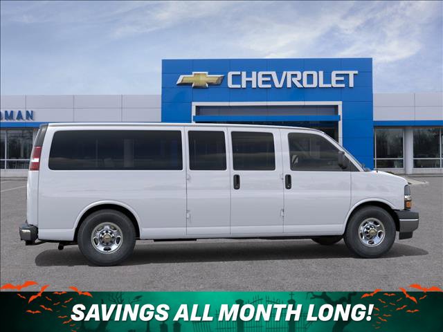 New 2027 Chevrolet Express 3500 LT w/ LT Preferred Equipment Group RWD image 5