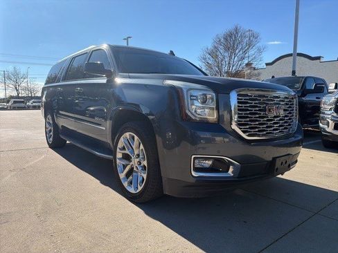 Used 2019 GMC Yukon XL Denali w/ Open Road Package image 1