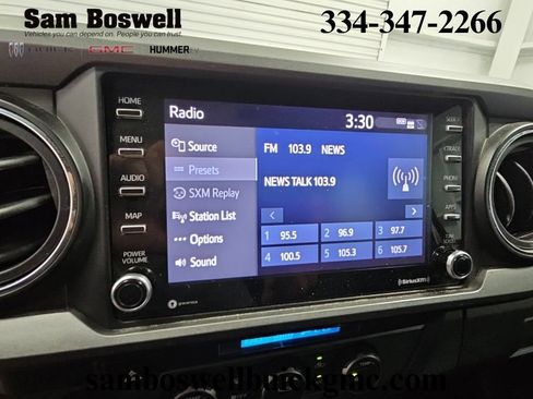 Used 2021 Toyota Tacoma TRD Off-Road w/ Technology Package AWD/4WD image 14
