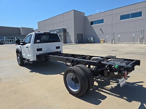 New 2026 Ford F550 2WD Regular Cab Super Duty image 8