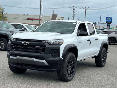New 2026 Chevrolet Colorado Trail Boss AWD/4WD image 2