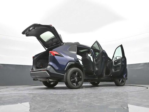 Used 2020 Toyota RAV4 XSE image 91