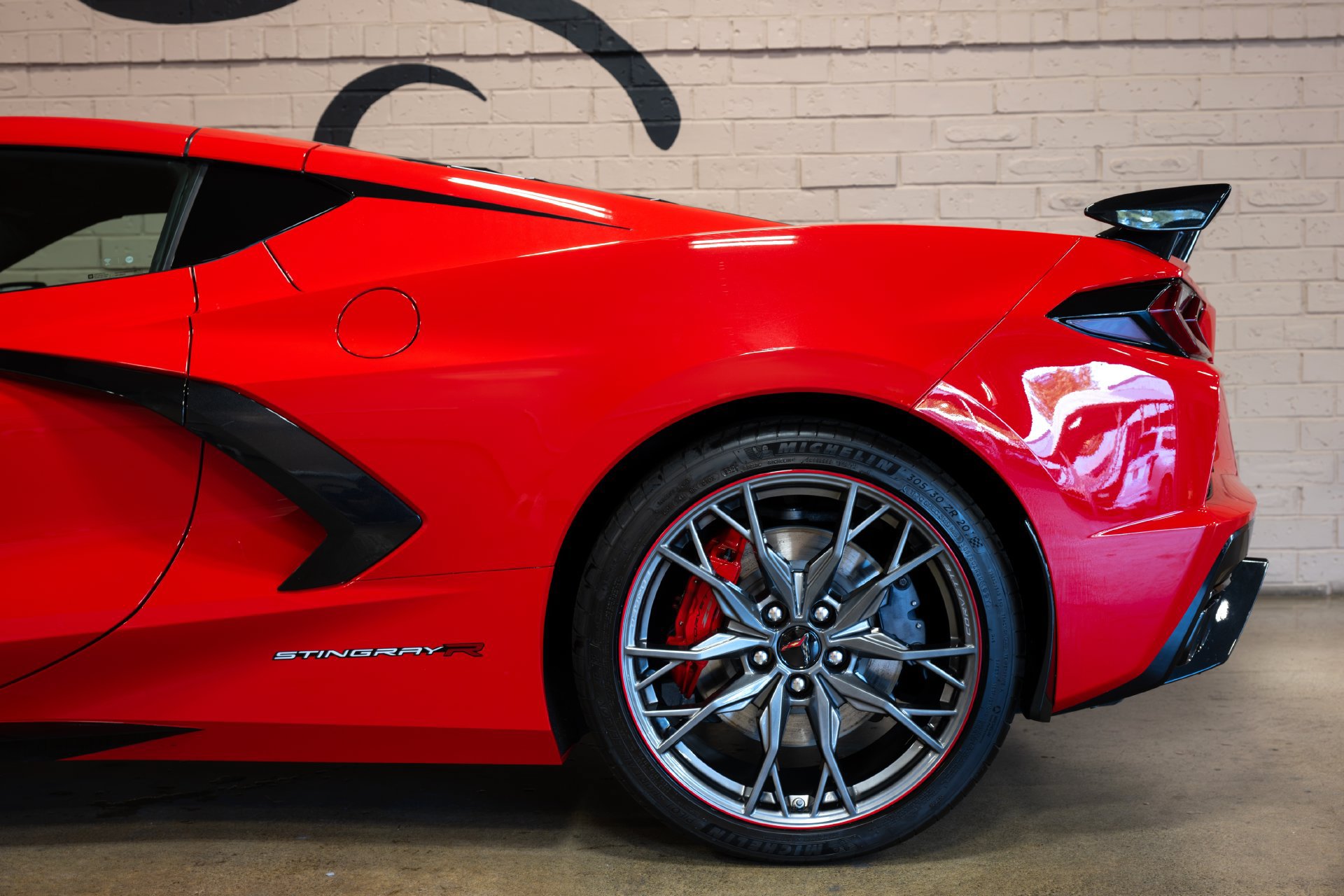 Used 2025 Chevrolet Corvette Stingray Premium Cpe w/ Z51 Performance Package RWD image 22