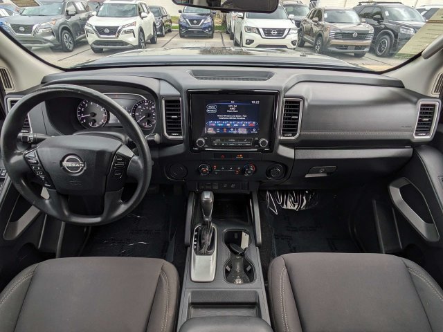 Used 2022 Nissan Frontier SV RWD image 13