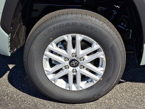 New 2026 Toyota Tundra SR5 AWD/4WD image 7