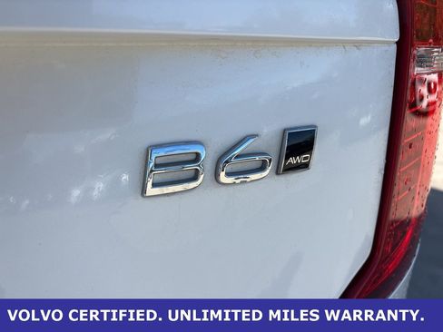 Used 2024 Volvo XC90 B6 Plus w/ Protection Package Premier image 9