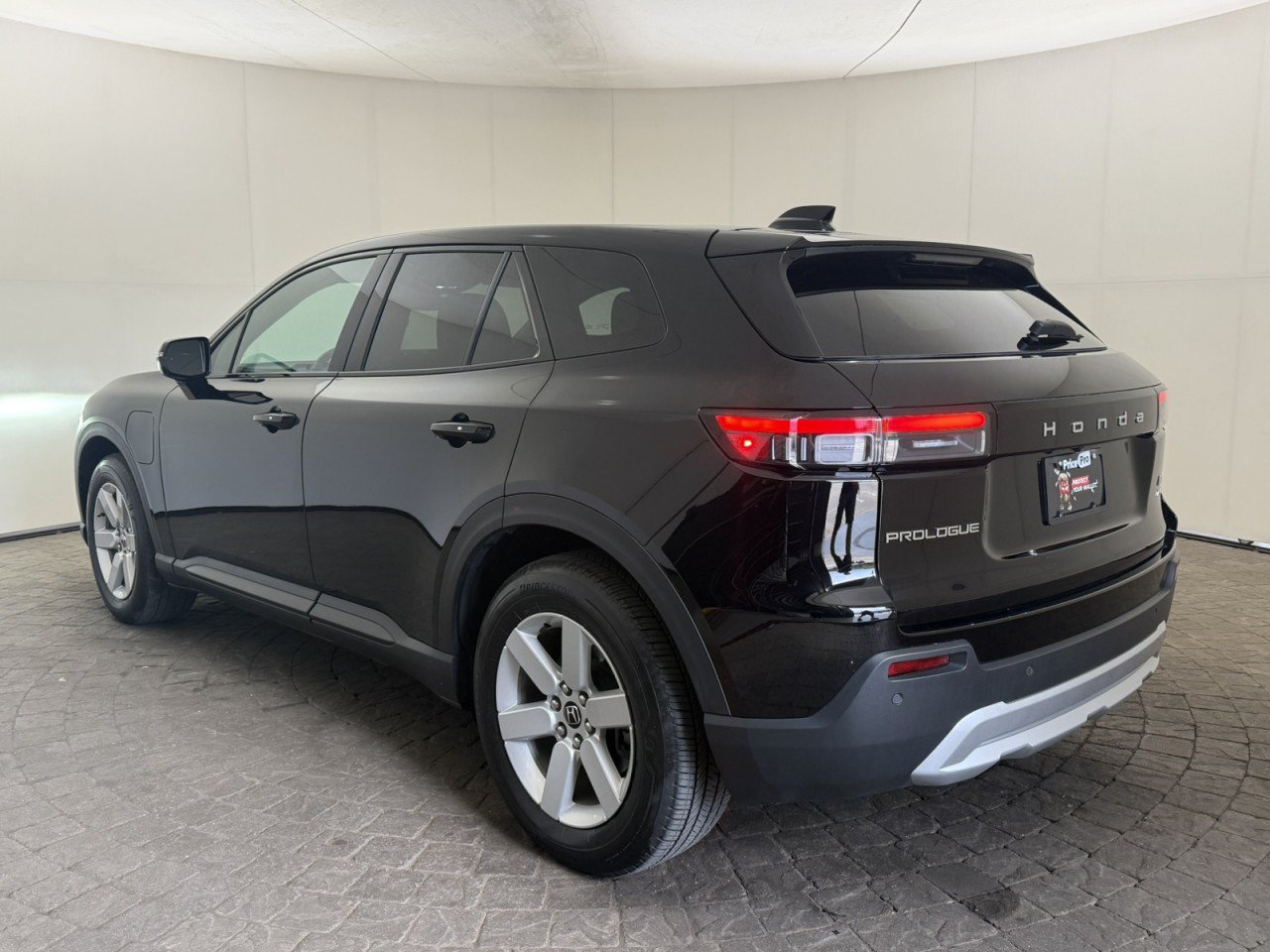 Used 2024 Honda Prologue EX image 5
