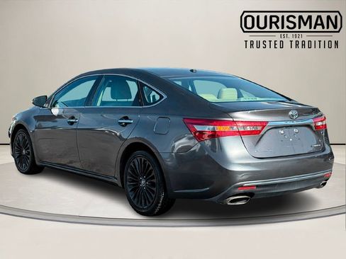Used 2016 Toyota Avalon Touring image 4