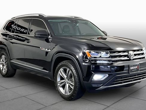 Used 2019 Volkswagen Atlas SEL Premium image 3