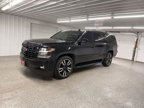 Used 2019 Chevrolet Suburban Premier image 2