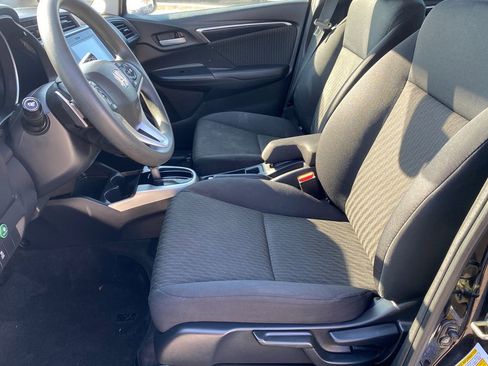 Used 2019 Honda Fit EX image 21