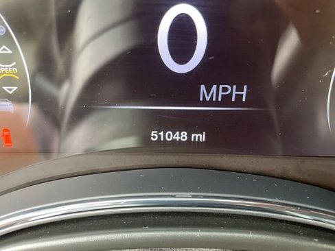 Used 2022 Jeep Grand Cherokee Limited AWD/4WD image 17