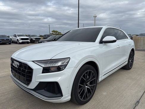 Used 2021 Audi Q8 Premium Plus image 7