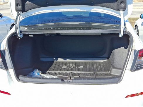 Used 2024 Honda Civic Sport image 28