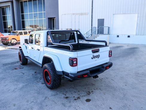 Used 2020 Jeep Gladiator Rubicon image 9