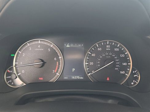 Used 2022 Lexus RX 350L Luxury image 32