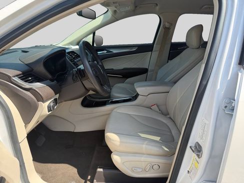 Used 2019 Lincoln MKC Premiere FWD image 15