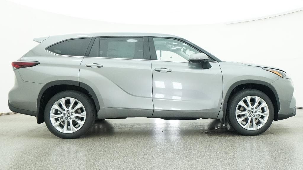 New 2026 Toyota Highlander Limited AWD/4WD image 41