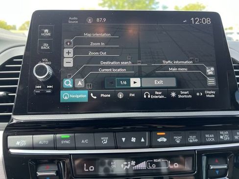 Used 2025 Honda Odyssey Touring image 16