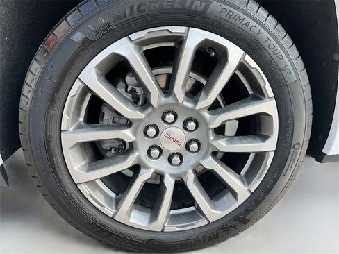 Used 2023 GMC Acadia Denali w/ Denali Ultimate Package image 31